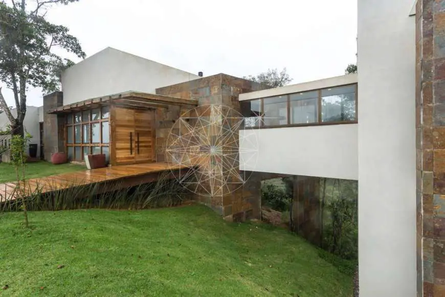 Casa com 4 Quartos à Venda, 570 m² por R$ 2.500.000 Centro, Domingos Martins - ES