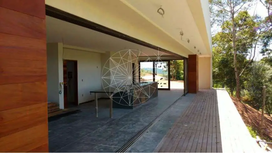 Casa com 4 Quartos à Venda, 570 m² por R$ 2.500.000 Centro, Domingos Martins - ES