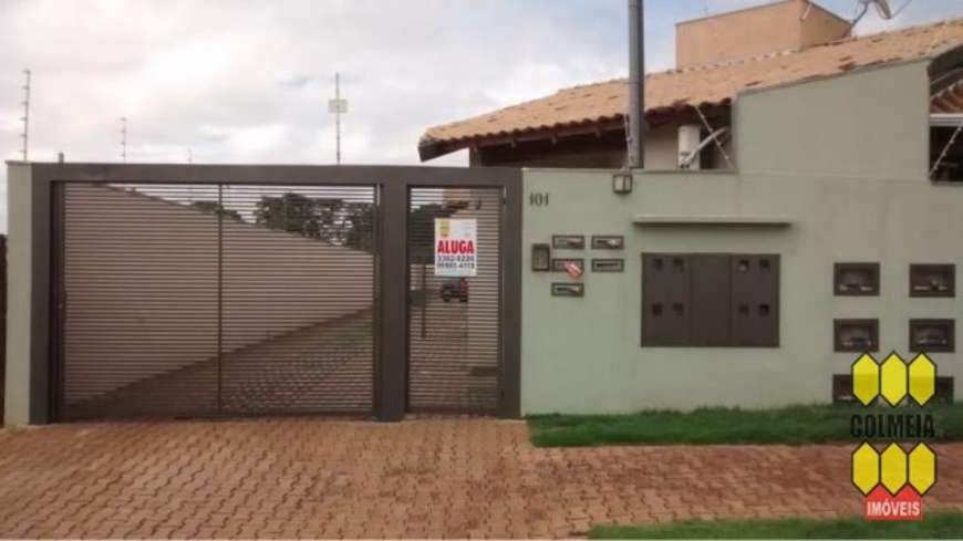 Casa com 2 Quartos para Alugar, 200 m² por R$ 1.000/Mês Rua Augusto Severo, 101 - Vila Planalto, Campo Grande - MS
