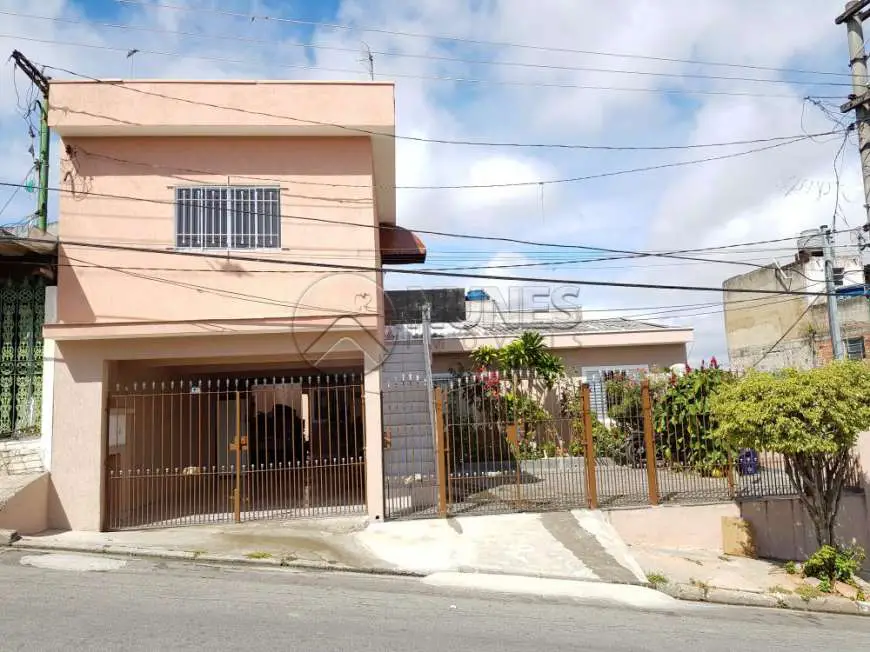 Sobrado com 2 Quartos para Alugar, 33 m² por R$ 1.000/Mês Rua Alcântara Malaquias Tiago - Helena Maria, Osasco - SP