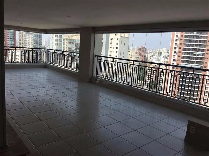 Apartamento com 4 Quartos para Alugar por R$ 13.000/Mês Vila Mariana, São Paulo - SP