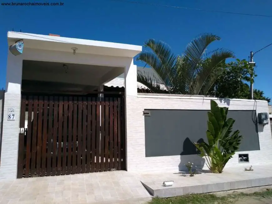 Casa com 2 Quartos à Venda, 300 m² por R$ 245.000 Figueira, Arraial do Cabo - RJ
