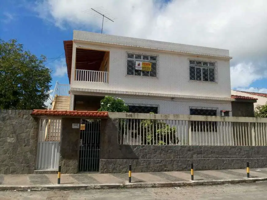 Casa com 6 Quartos à Venda, 544 m² por R$ 1.300.000 Rua Getúlio Vargas, 246 - Centro, São Sebastião do Passé - BA