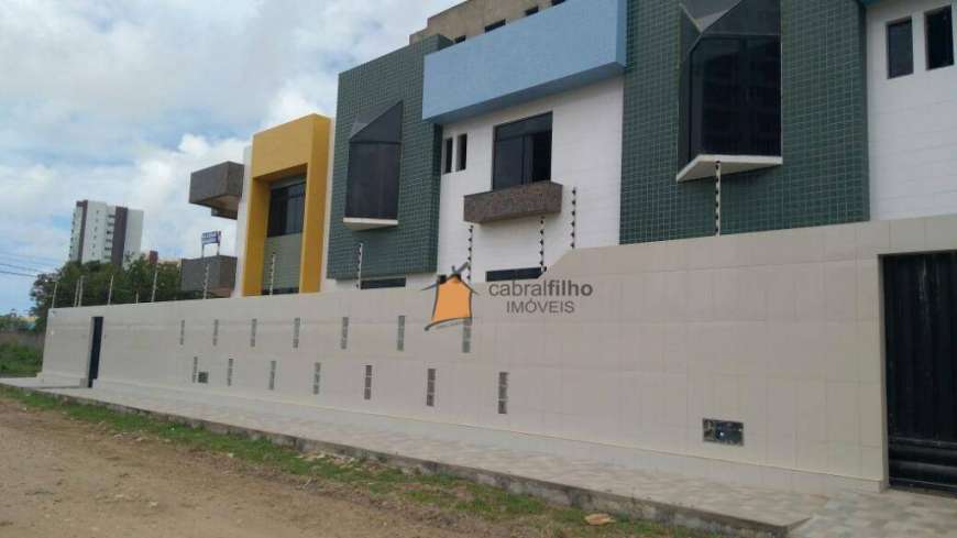 Casa com 4 Quartos para Alugar, 379 m² por R$ 2.500/Mês Jardins, Aracaju - SE