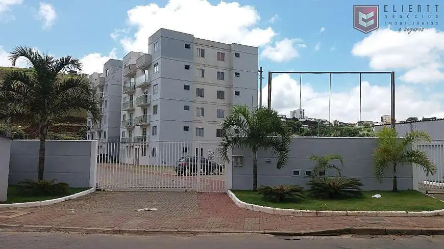Apartamento com 2 Quartos para Alugar, 67 m² por R$ 700/Mês Aeroporto, Juiz de Fora - MG