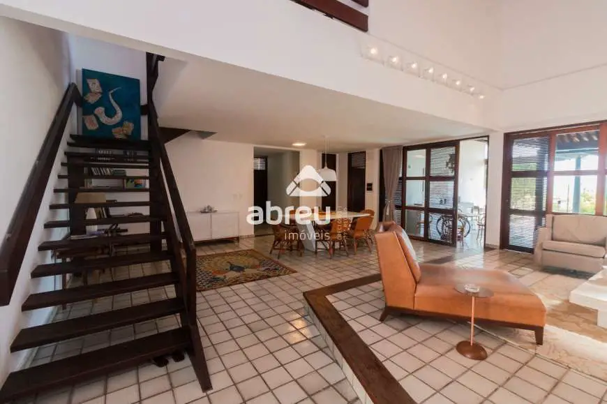 Casa com 3 Quartos à Venda, 320 m² por R$ 1.800.000 Rua Hélio Galvão - Ponta Negra, Natal - RN