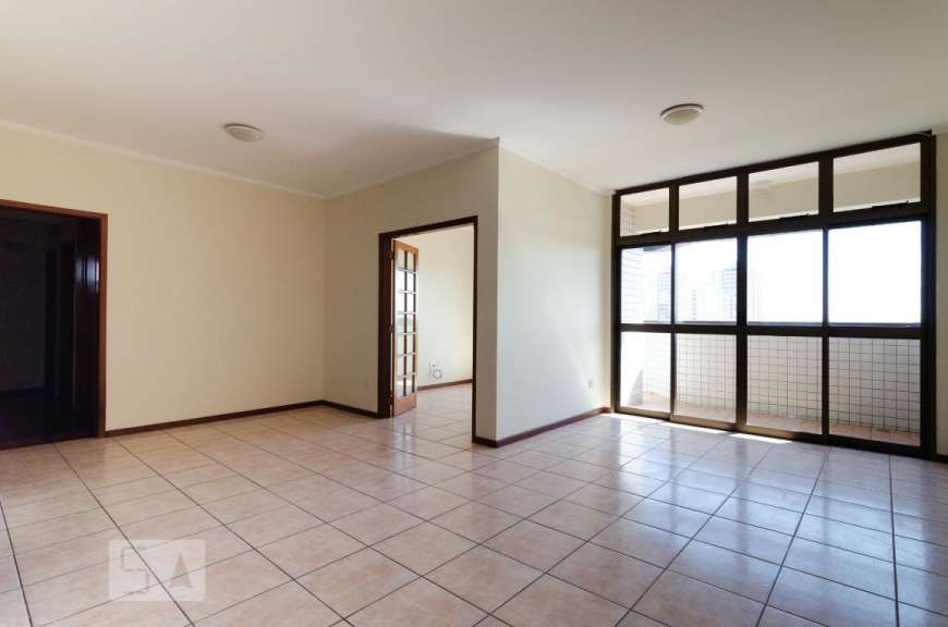 Apartamento com 4 Quartos para Alugar, 150 m² por R$ 2.400/Mês Rua Hermantino Coelho, 901 - Mansões Santo Antônio, Campinas - SP