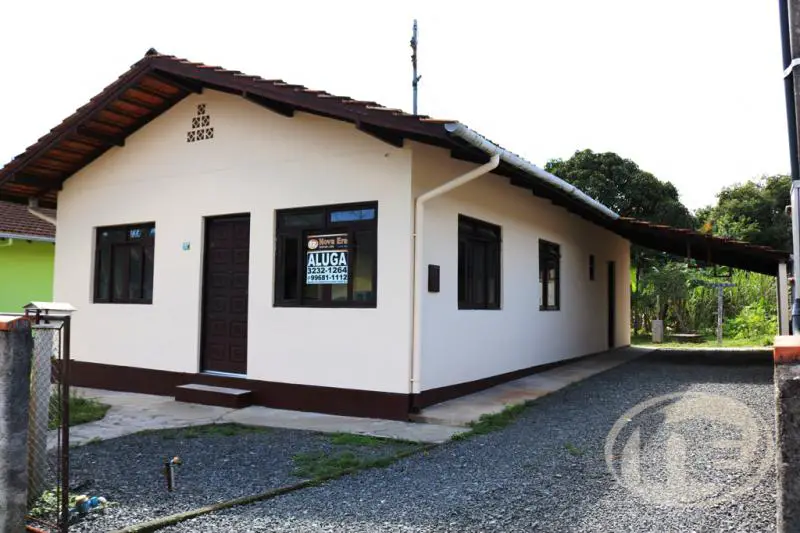 Casa com 3 Quartos para Alugar, 90 m² por R$ 980/Mês Velha Central, Blumenau - SC