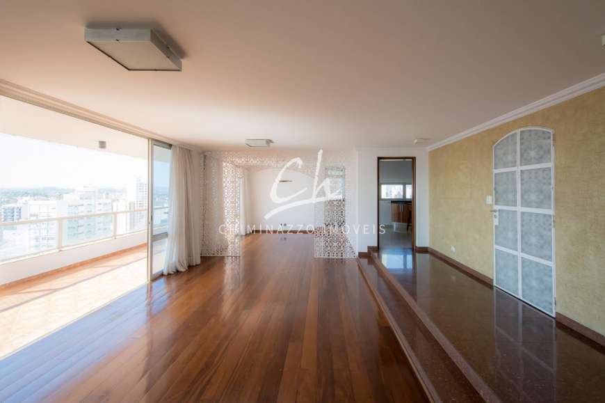 Apartamento com 4 Quartos para Alugar, 200 m² por R$ 3.400/Mês Rua Antônio Cesarino - Centro, Campinas - SP