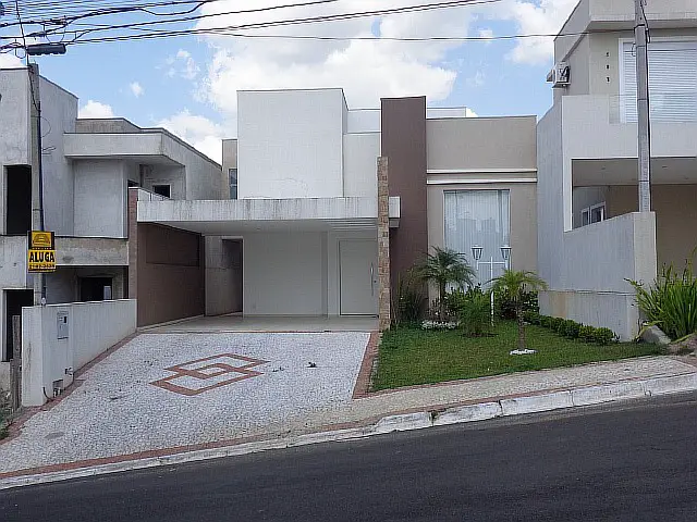 Casa para Alugar, 230 m² por R$ 4.000/Mês Rua Doutor Leopoldo Guimarães da Cunha, 1551 - Oficinas, Ponta Grossa - PR