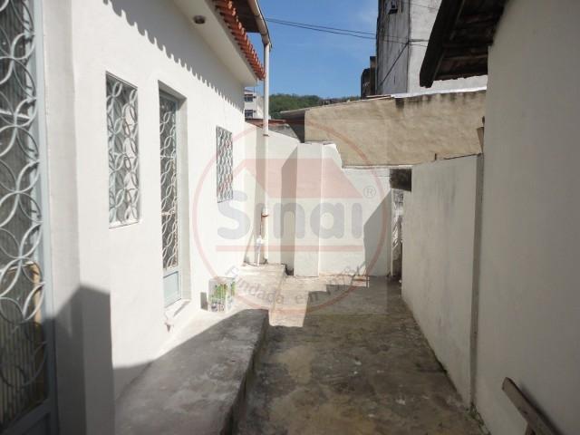 Casa com 1 Quarto para Alugar, 100 m² por R$ 800/Mês Rua Tapevi - Vila da Penha, Rio de Janeiro - RJ