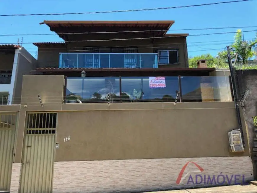 Casa com 5 Quartos à Venda, 500 m² por R$ 1.200.000 Fradinhos, Vitória - ES