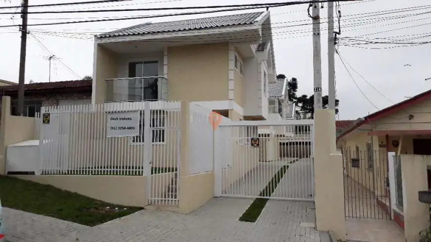 Casa de Condomínio com 3 Quartos à Venda, 136 m² por R$ 450.000 Rua Rio Japurã - Bairro Alto, Curitiba - PR