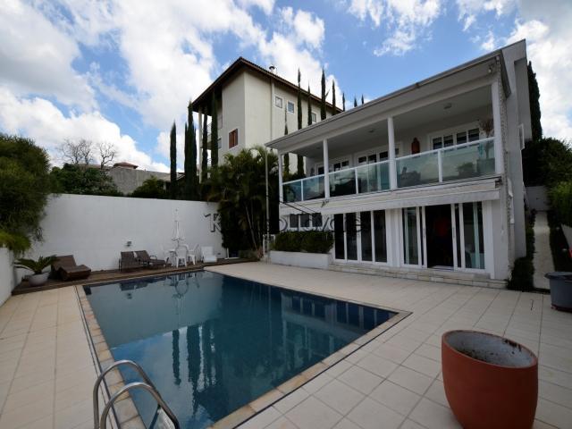 Casa de Condomínio com 3 Quartos para Alugar, 500 m² por R$ 5.000/Mês Rodovia Bunjiro Nakao - Centro, Ibiúna - SP