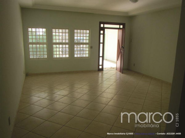 Sobrado com 3 Quartos para Alugar, 220 m² por R$ 2.100/Mês Rua C151 - Jardim América, Goiânia - GO