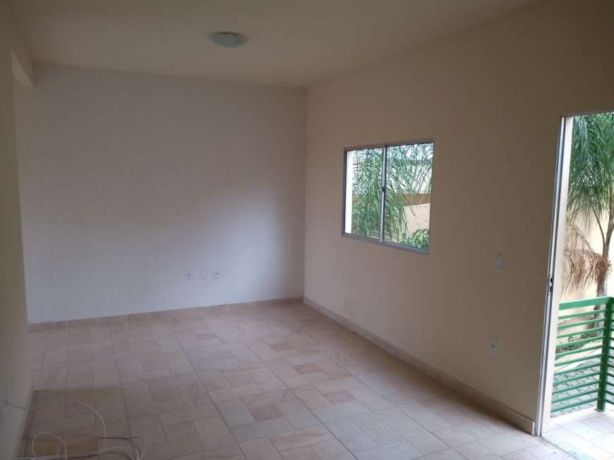 Apartamento com 2 Quartos para Alugar, 70 m² por R$ 750/Mês Rua Ricardo de Souza Cruz - Centro, Esmeraldas - MG