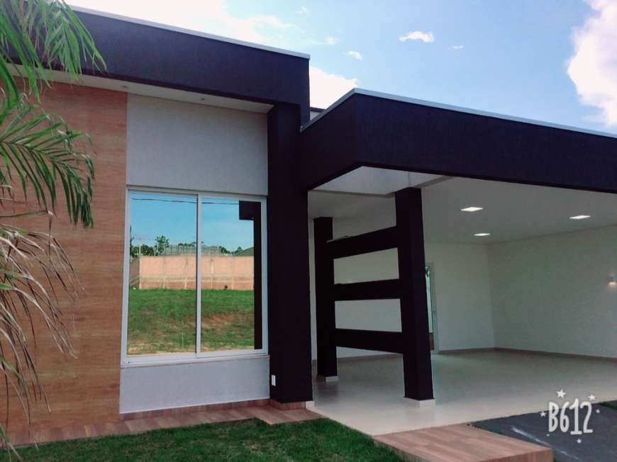 Casa de Condomínio com 3 Quartos à Venda, 215 m² por R$ 670.000 Estrada Santo Antônio, 3701 - Triângulo, Porto Velho - RO