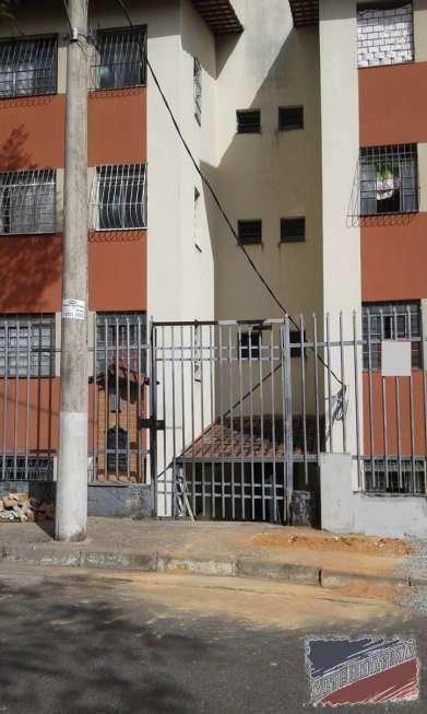 Apartamento com 2 Quartos para Alugar, 48 m² por R$ 600/Mês Rua Soldado Ronaldo de Seixas - Europa, Belo Horizonte - MG