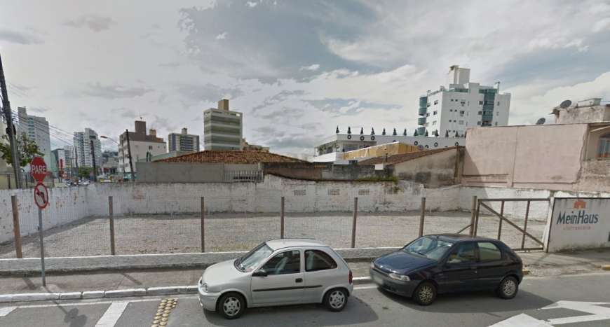 Lote/Terreno para Alugar por R$ 3.000/Mês Rua Papa João XXIII, 90 - Campinas, São José - SC