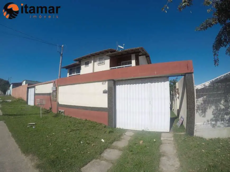Casa com 2 Quartos para Alugar, 98 m² por R$ 1.200/Mês Santa Monica, Guarapari - ES