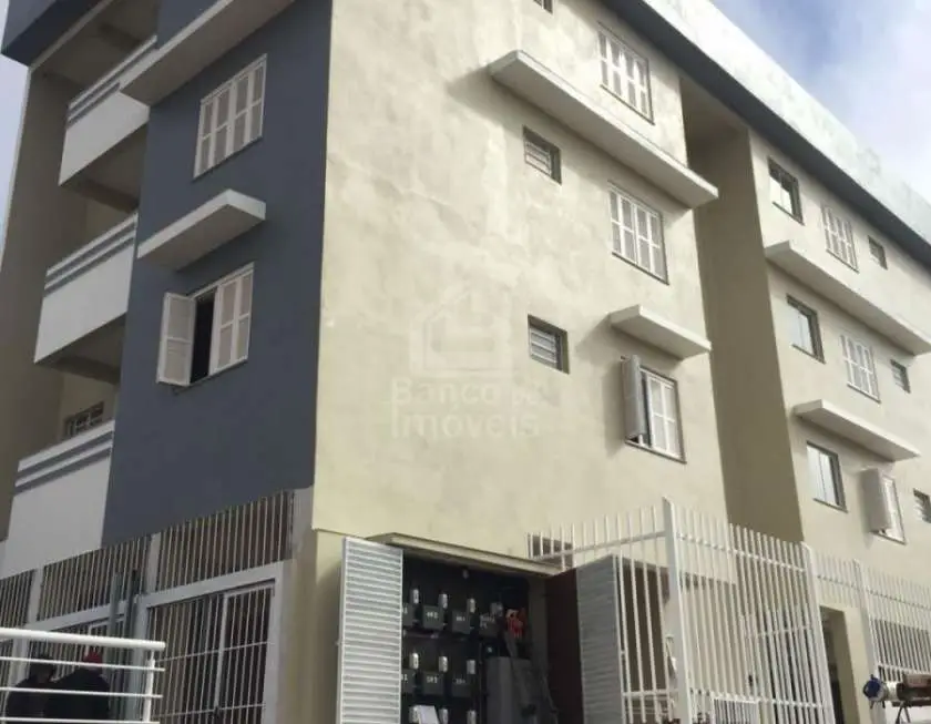 Apartamento com 1 Quarto para Alugar por R$ 790/Mês Camobi, Santa Maria - RS