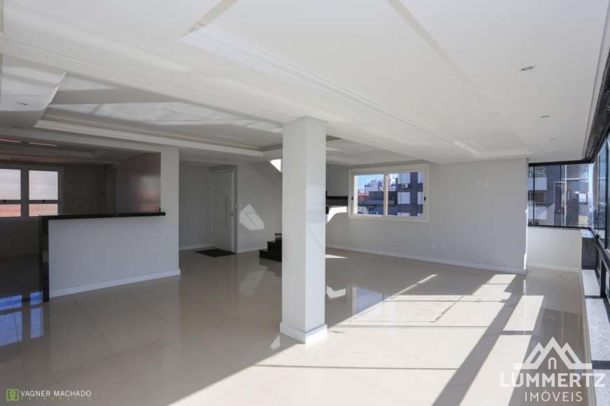 Cobertura com 4 Quartos à Venda, 196 m² por R$ 1.290.000 Avenida Silva Jardim, 461 - Praia Grande, Torres - RS