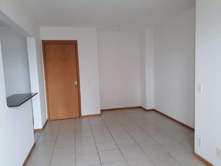 Apartamento com 2 Quartos à Venda, 67 m² por R$ 245.000 Colina de Laranjeiras, Serra - ES