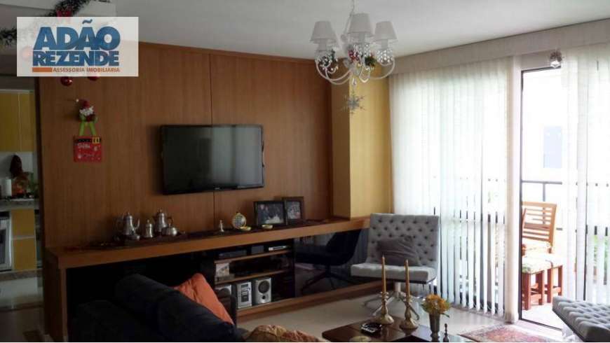 Apartamento com 2 Quartos à Venda, 102 m² por R$ 740.000 Alto, Teresópolis - RJ