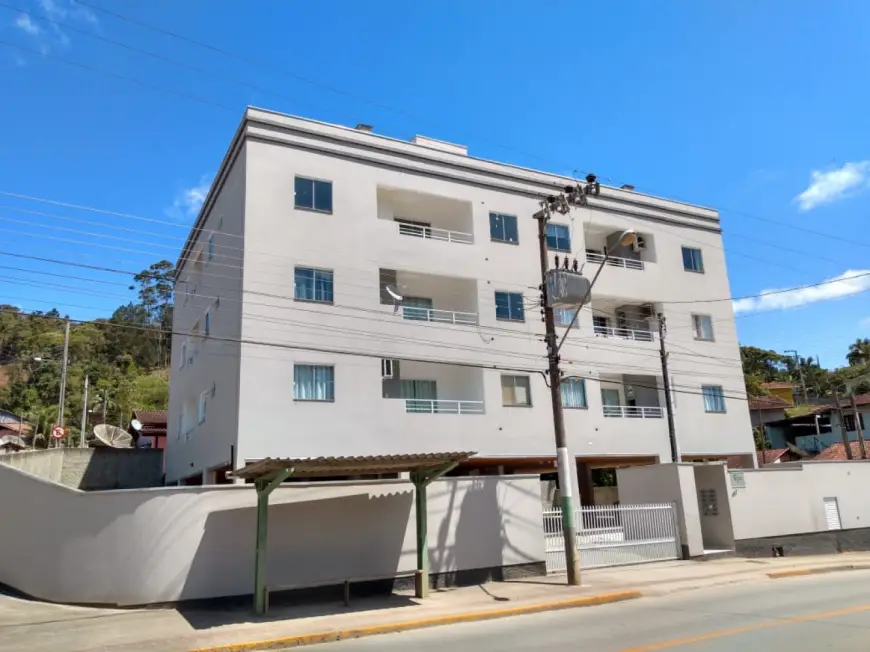 Apartamento com 2 Quartos para Alugar, 70 m² por R$ 700/Mês Cedrinho, Brusque - SC