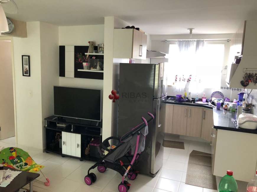 Apartamento com 2 Quartos à Venda, 48 m² por R$ 156.000 Fazendinha, Curitiba - PR
