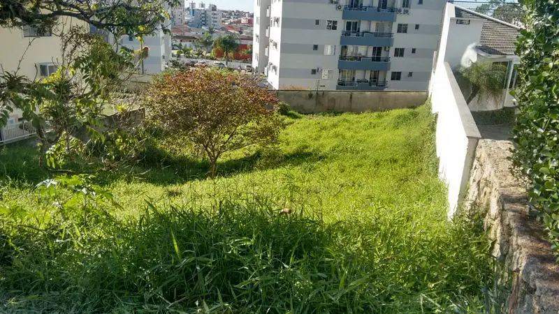 Lote/Terreno à Venda, 800 m² por R$ 635.000 Rua das Acácias - Bosque das Mansões, São José - SC