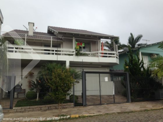 Casa com 3 Quartos à Venda, 312 m² por R$ 1.400.000 Progresso, Bento Gonçalves - RS