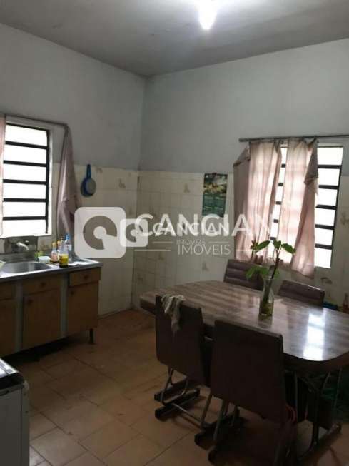 Casa com 3 Quartos à Venda, 92 m² por R$ 250.000 Rua Agne, 158 - Itararé, Santa Maria - RS