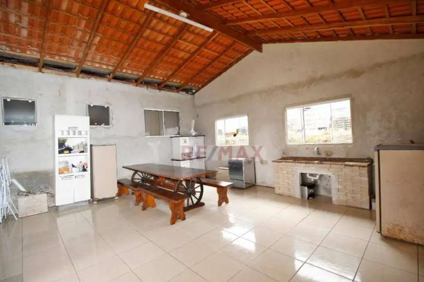 Casa com 4 Quartos à Venda, 240 m² por R$ 610.000 Rua Júlio César Setenareski, 157 - Colônia Murici, São José dos Pinhais - PR