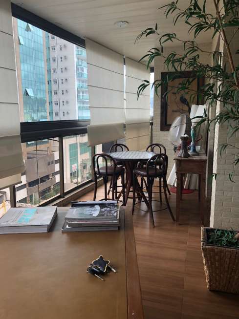 Apartamento com 3 Quartos para Alugar, 150 m² por R$ 5.000/Mês Rua Doutor João Carlos de Souza - Barro Vermelho, Vitória - ES