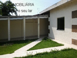Casa com 3 Quartos à Venda, 450 m² por R$ 500.000 Adrianópolis, Manaus - AM