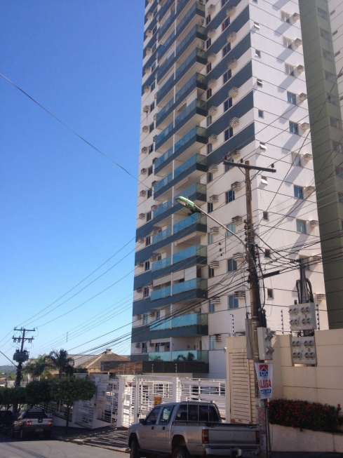 Apartamento com 3 Quartos para Alugar, 97 m² por R$ 1.750/Mês Avenida Miguel Sutil - Dom Aquino, Cuiabá - MT