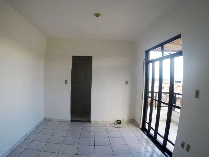 Apartamento com 2 Quartos para Alugar, 70 m² por R$ 800/Mês Cidade do Sol, Juiz de Fora - MG
