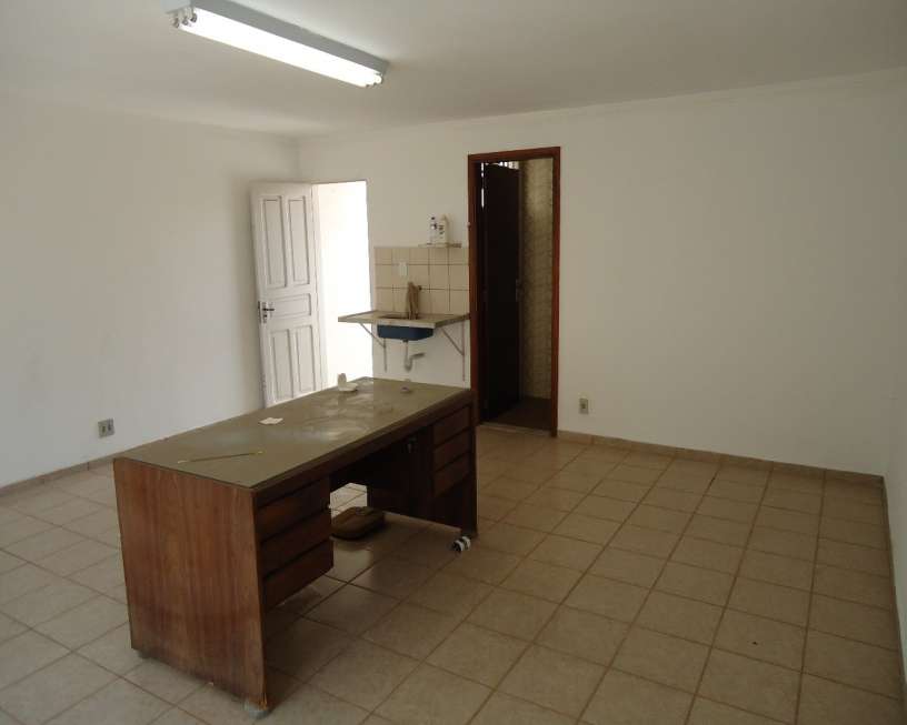 Casa com 6 Quartos à Venda, 261 m² por R$ 550.000 Rua Doutor Sales de Oliveira - Vila Industrial, Campinas - SP