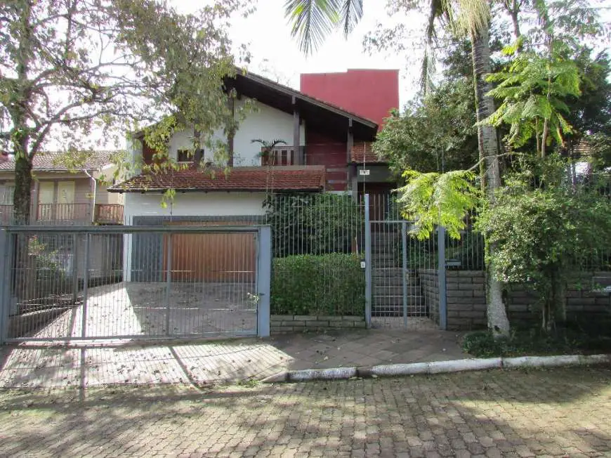 Casa com 4 Quartos à Venda, 290 m² por R$ 945.000 Rua Coronel Pontes Filho, 535 - Florestal, Lajeado - RS