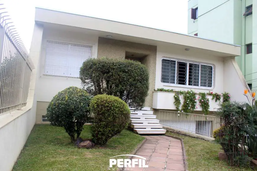 Casa com 4 Quartos à Venda, 420 m² por R$ 1.200.000 Rua Engenheiro Euclídes da Cunha, 292 - São Leopoldo, Caxias do Sul - RS
