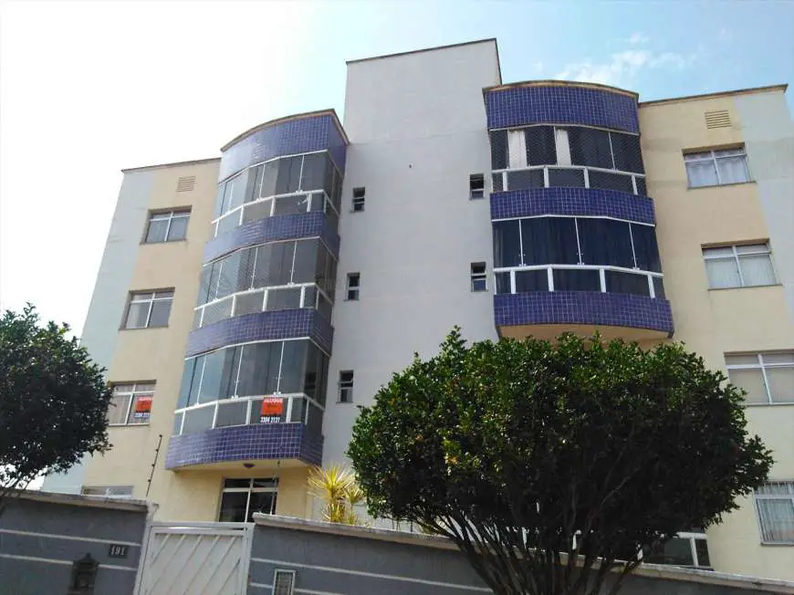 Apartamento com 2 Quartos para Alugar, 85 m² por R$ 1.000/Mês Brasil Industrial, Belo Horizonte - MG
