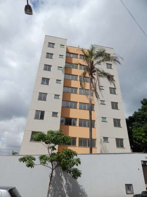 Apartamento com 2 Quartos à Venda, 52 m² por R$ 205.000 Rua Rita Camargos, 78 - Nacional, Contagem - MG