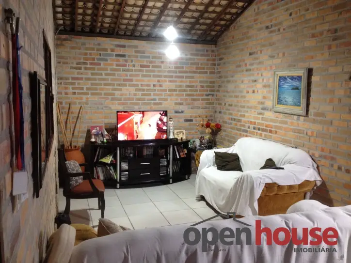 Casa com 3 Quartos à Venda, 305 m² por R$ 450.000 Ponta Negra, Natal - RN