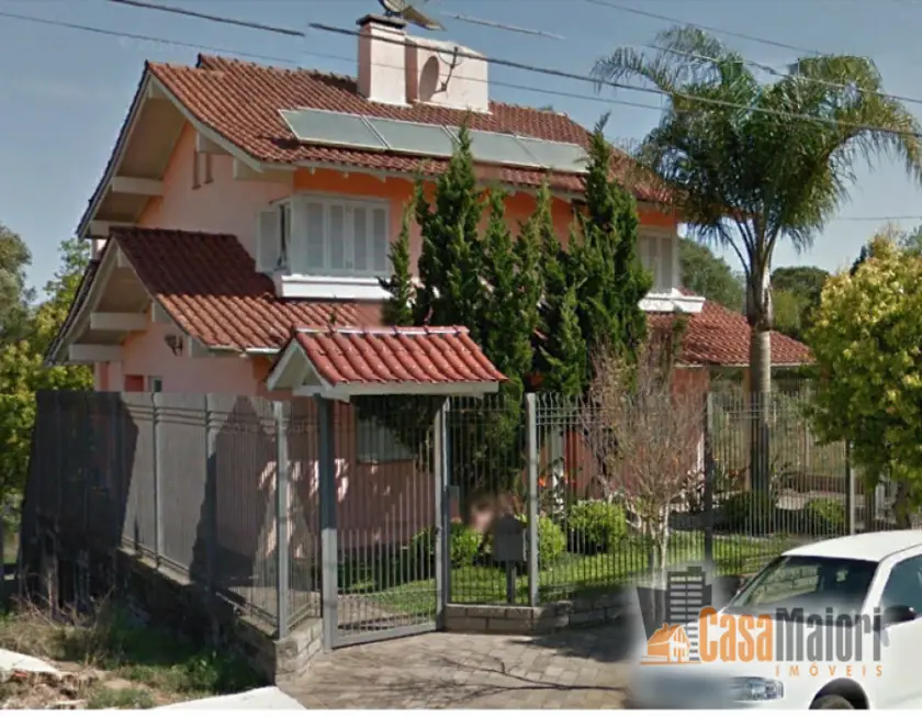 Casa com 3 Quartos à Venda, 276 m² por R$ 850.000 Santa Rita, Bento Gonçalves - RS