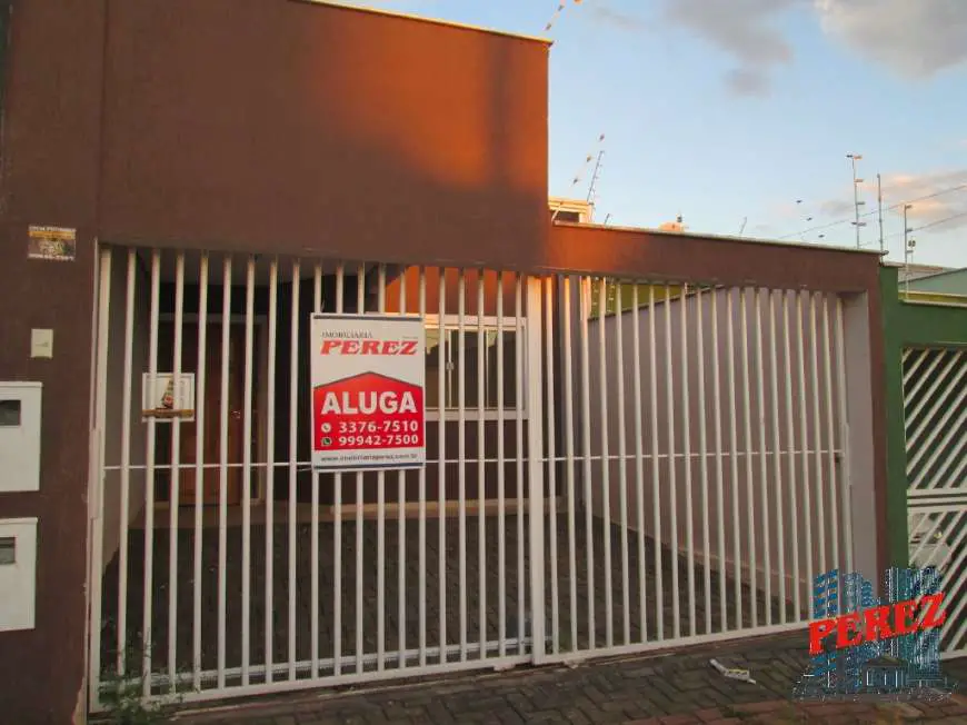 Casa com 3 Quartos para Alugar, 90 m² por R$ 1.000/Mês Rua Maria da Costa Cunha, 355 - Loteamento Chamonix, Londrina - PR
