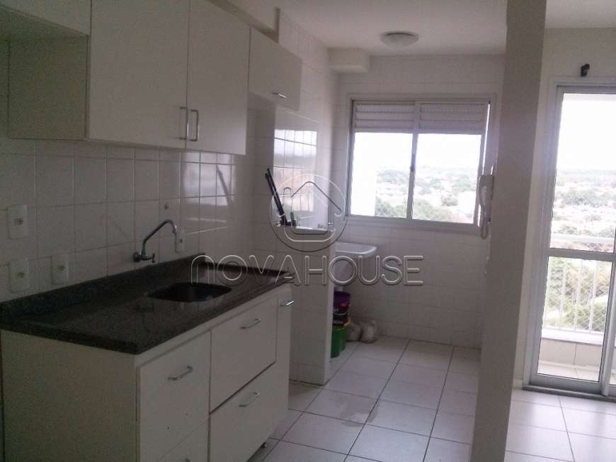 Apartamento com 3 Quartos à Venda, 69 m² por R$ 390.000 Monte Castelo, Campo Grande - MS