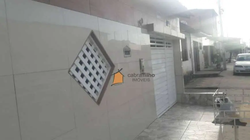 Casa de Condomínio com 2 Quartos à Venda, 100 m² por R$ 130.000 Santa Maria, Aracaju - SE
