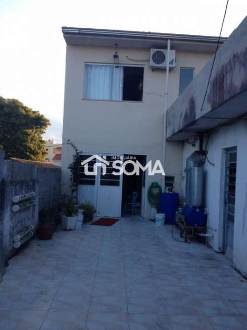 Casa com 3 Quartos à Venda, 260 m² por R$ 850.000 Nonoai, Santa Maria - RS