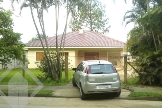 Casa com 3 Quartos à Venda, 143 m² por R$ 650.000 Rua Paulo Fontoura Gastal, 31 - Belém Novo, Porto Alegre - RS